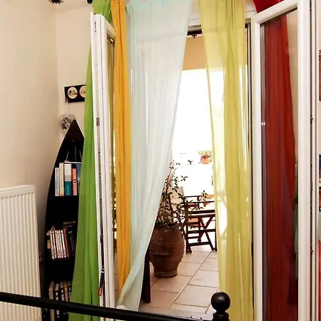 Syros Stilvi House Apartament *